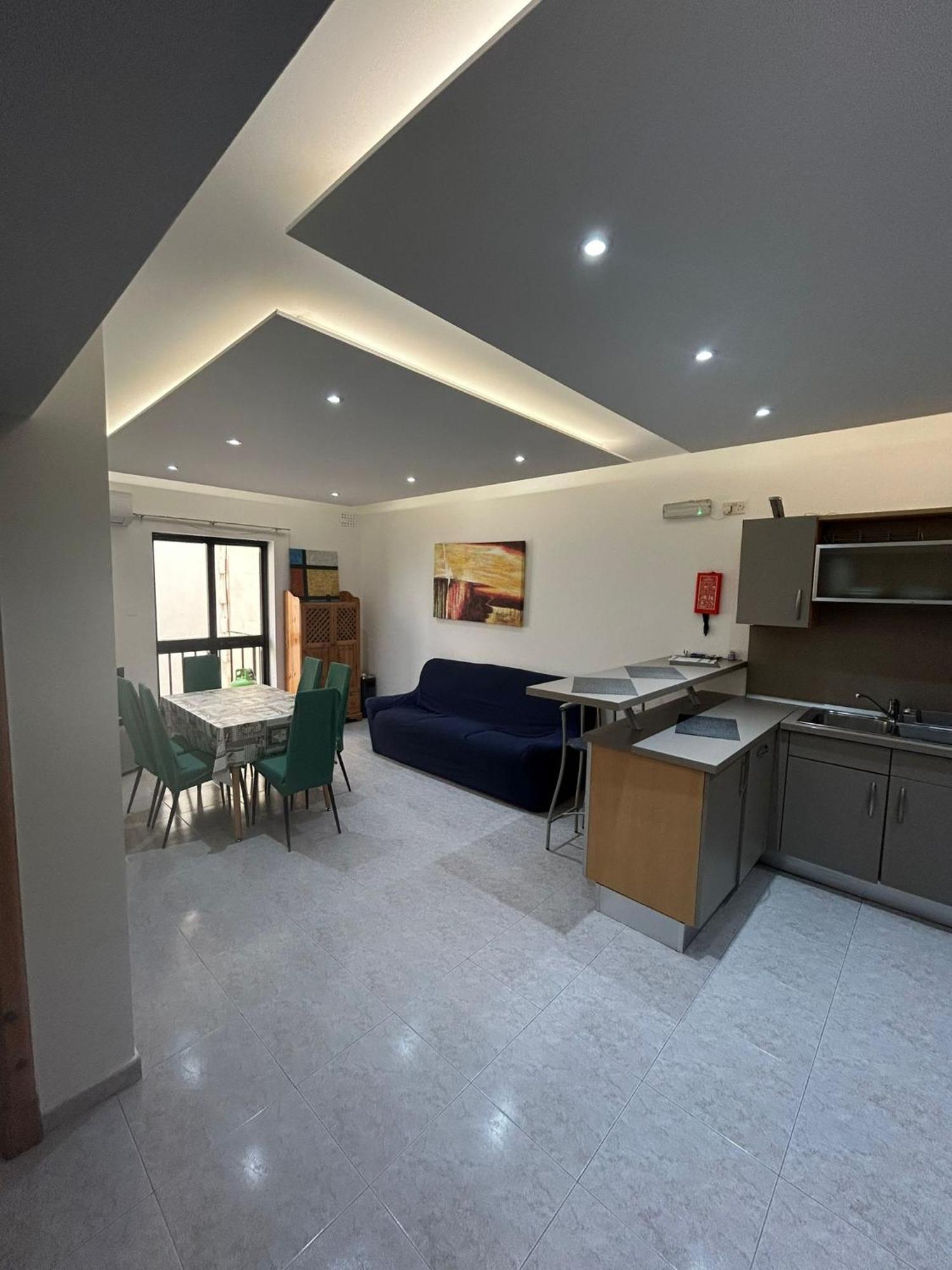 No 6 Poseidon Apartment San Ġiljan Buitenkant foto